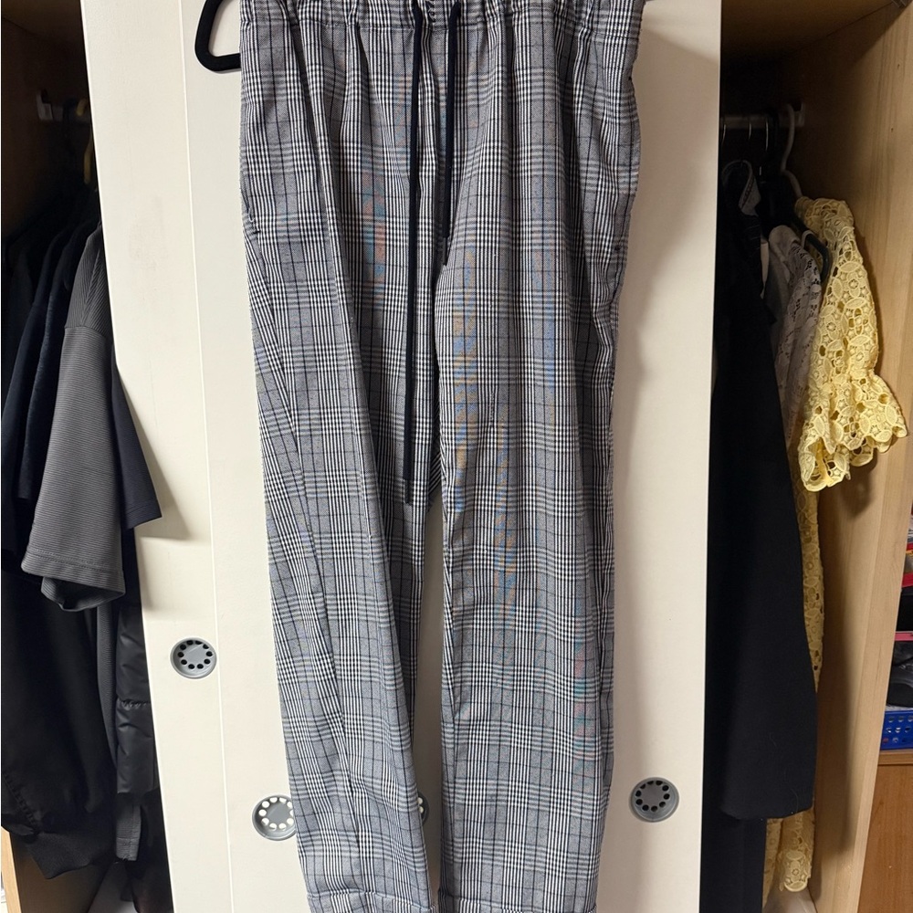 OAK + FORT Black and Gray Checkered Joggers